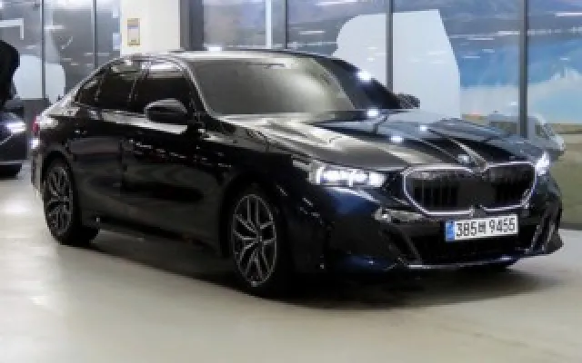 인천저신용중고차구매 5시리즈 (G60) 520i 매물 사진 5 - 2026/02 5,913km